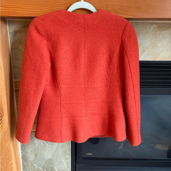 Chanel Wool Blazer with Floral pin - Picture 4 of 13